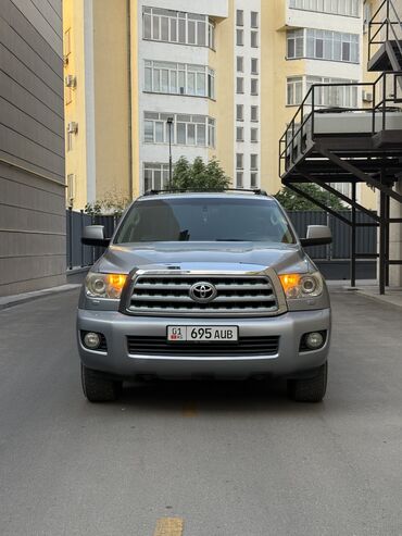 обмен на авто с доплатой: Toyota Sequoia: 2010 г., 5.7 л, Автомат, Газ, Внедорожник