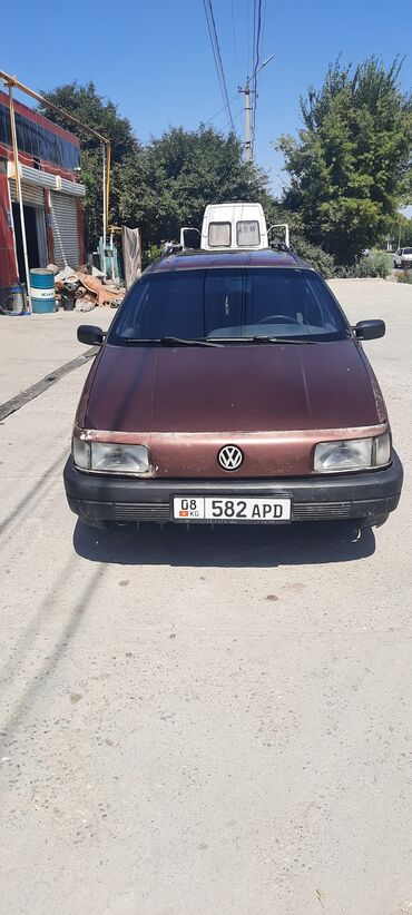 пассат 2002: Volkswagen Passat: 1991 г., 1.8 л, Механика, Бензин, Универсал