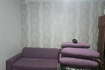 flat osh: Сдается 1‑комнатная квартира в районе Центральной мечети. Планировка — 6