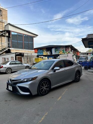 Toyota: Toyota Camry: 2021 г., 2.5 л, Автомат, Бензин, Седан