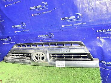 4runner: Решетка радиатора Toyota 2002 г., Б/у, Оригинал — 2