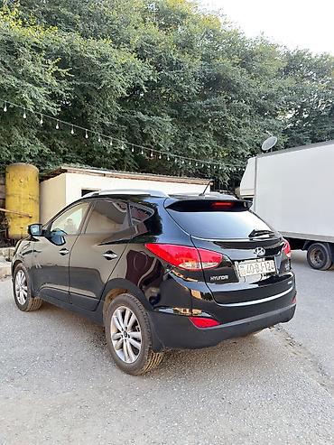 Hyundai: Hyundai ix35: 2.4 л | 2010 г. Кроссовер — 5