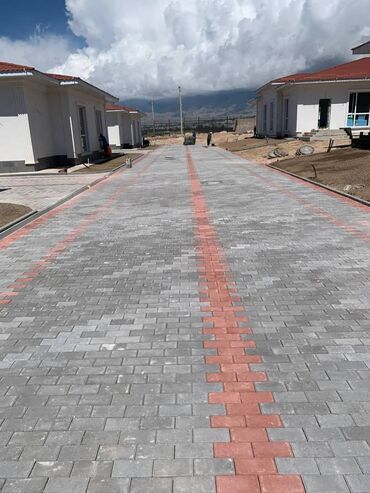 Евробрусчатка: 1.	 #ПрессБрусчатка Выдерживает грузовые авто! Позвонить: 	2 — 9