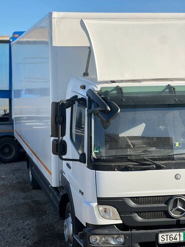 Mercedes-Benz: Mercedes-Benz 230: 4.3 l | 2012 il Sedan — 6