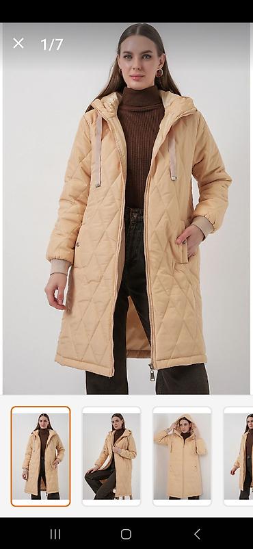 пальто зимнее: Qadınlar üçün uzun, kapüşonlu, q quilted şişmə palto/kurtka. - Rəng — 1