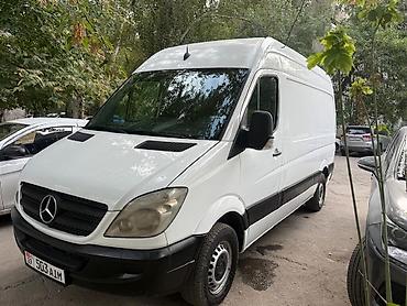 sprinter 516 2011: Mercedes-Benz Sprinter (длинная база, высокий потолок), белый фургон — 2