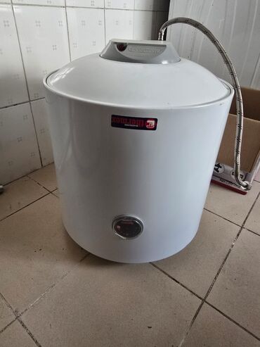 Журнальные столы: Низкий деревянный стол-платформа/тахта. - Материал каркаса: массив — 4