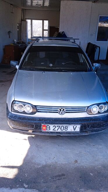 машина гольв: Volkswagen Golf: 1996 г., 1.8 л, Механика, Бензин, Хетчбек