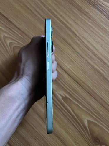 oneplus 10r: Смартфон Redmi (серия Note) в мятно‑зелёном цвете. Батарея шишип — 3