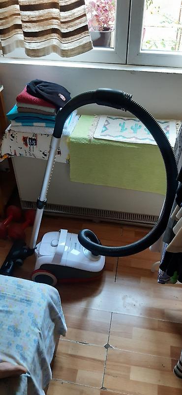 drobilica za sudoperu: Usisivac gorenje fali kesa i nosac kese. Postoji video zapis na kom se — 7