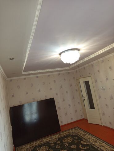 продается жилой дом с большим участкам в село кунтуу: 3 бөлмө, 74 кв. м, 105-серия, 3 кабат