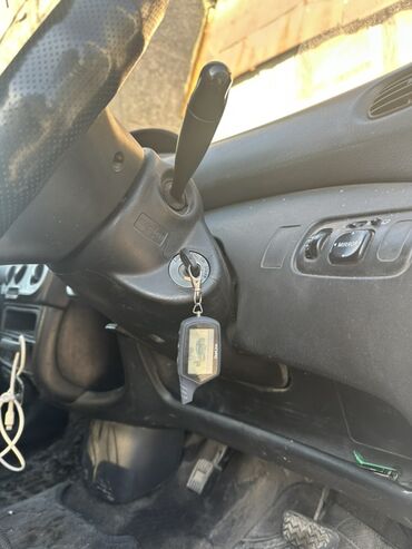 Toyota: Toyota Funcargo: 2003 г., 1.3 л, Автомат, Бензин, Хэтчбэк — 9