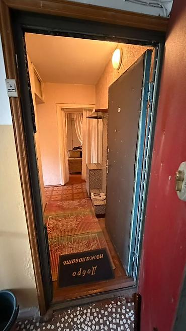 Продажа квартир: 3 комнаты, 58 м², 11 мкр 104 серия, 4 этаж, Требуется ремонт — 8
