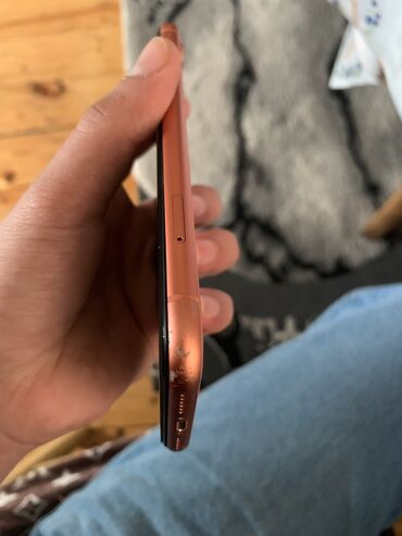 ıphone xr: IPhone Xr | 64 GB | Simsiz şarj