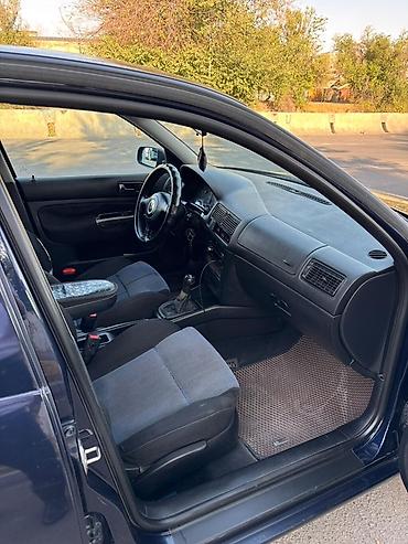 bugatti veyron: Volkswagen Golf: 1999 г., 1.8 л, Механика, Бензин, Хэтчбэк — 7