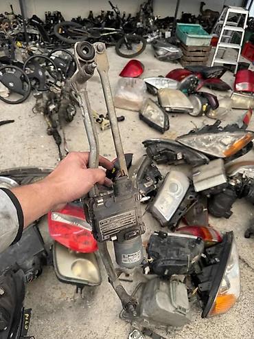 pedale: MOTOR I POLUGE BRISACA AUDI A3 04-12 | Motor i poluge brisaca a3 — 1