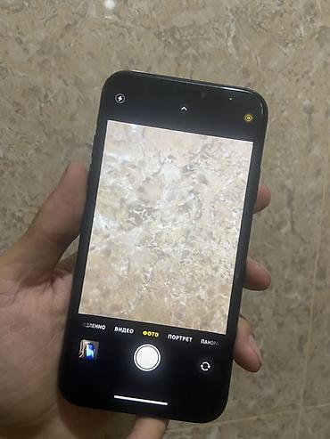 Apple iPhone: IPhone Xr, Б/у, 64 ГБ, Черный, Зарядное устройство, 79 % — 5