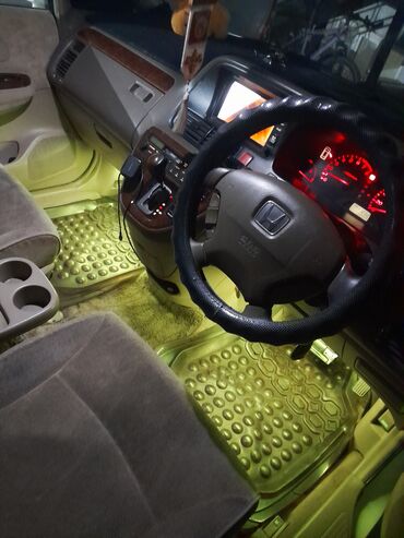 Honda: Honda Odyssey: 2000 г., 2.3 л, Автомат, Бензин, Минивэн — 8