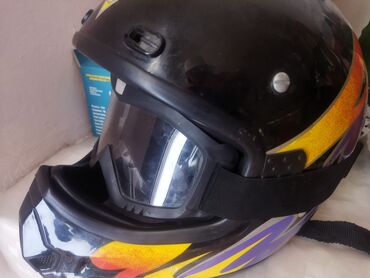 продам скутер: Продаю шлем оригинал