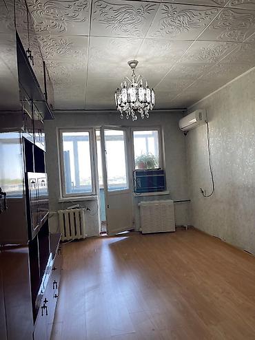 Батирлер: 3 бөлмө, 60 м², 4-мкр 104-серия, 4 кабат, Эски ремонт — 7
