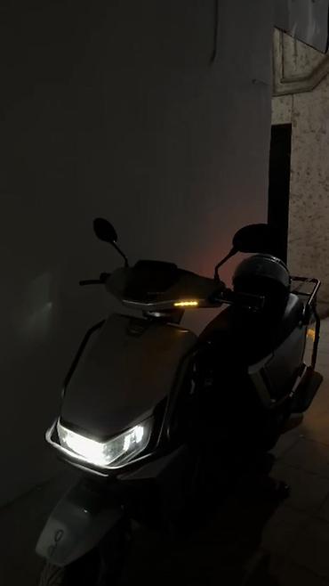 elektro maped: Elektrik moped maksimal süret 65 mesafe 70 Tam problemsiz — 1