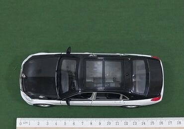 Oyuncaqlar: Mersedes Benz Maybach S650 modeli maşın satılır. Təzədir. Materialı -da lalafo.az — 10 Oyuncaqlar: Mersedes Benz Maybach S650 modeli maşın satılır. Təzədir. Materialı — 10