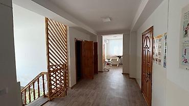 Продажа коттеджей и домов: 🏢 Продаётся коммерческое помещение — 248 м² 📐 Участок — 4,4 сотки — 19