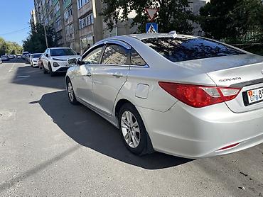 соната 2006 года: Hyundai Sonata: 2010 г., 2 л, Автомат, Газ, Седан — 3