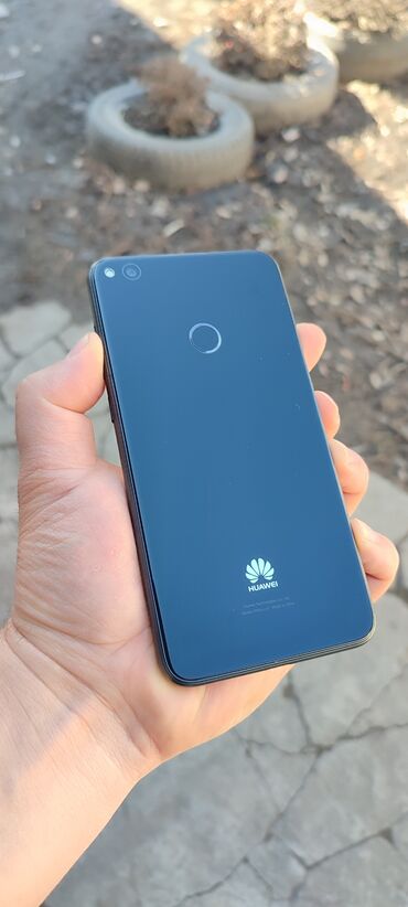 продать бу телефон: Huawei P8 Lite, Б/у, 16 ГБ, цвет - Черный, 2 SIM