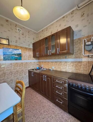 Продажа квартир: 3 комнаты, 62 м², 105 серия, 4 этаж, Косметический ремонт at lalafo.kg — 1 Продажа квартир: 3 комнаты, 62 м², 105 серия, 4 этаж, Косметический ремонт — 1