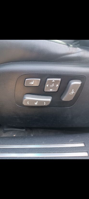 Lexus: Lexus LS: 4.6 l | 2009 il Sedan — 21