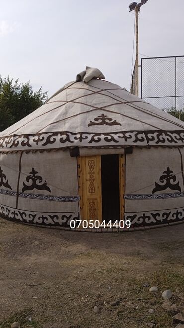 Организация мероприятий: Аренда юрты юрта юрт бозуй боз уй кыргыз уй деревянная с украшениями