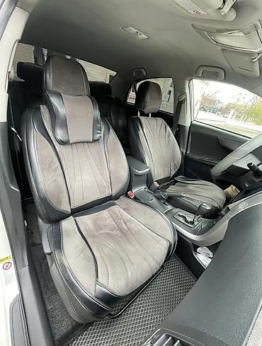 Toyota: Toyota Corolla: 2010 г., 1.6 л, Автомат, Бензин, Седан — 8