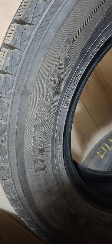 Шины: Шины 265 / 60 / R 18, Зима, Б/у, Комплект, Внедорожные (АТ/МТ), Dunlop — 4