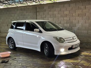 купить багажник на крышу авто в бишкеке: Toyota ist: 2004 г., 1.5 л, Автоматические, Бензин, Хэтчбэк
