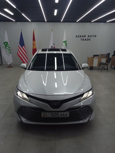 Toyota: Toyota Camry: 2018 г., 2.5 л, Автомат, Гибрид, Седан