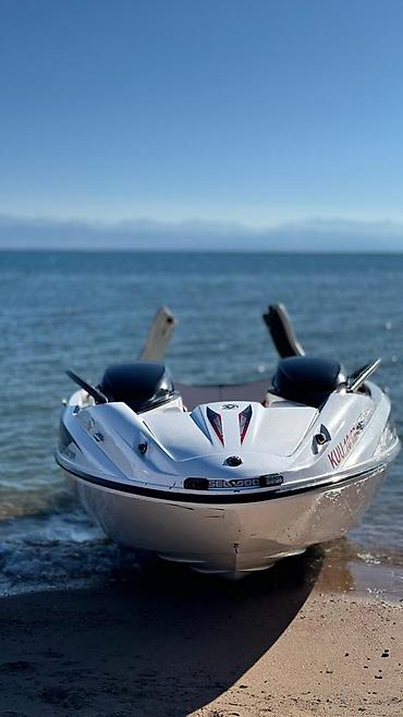 айратор для рыбы: SEA‑DOO Speedster 200 — спортивный катер-джет. Двигатель: два мотора — 1