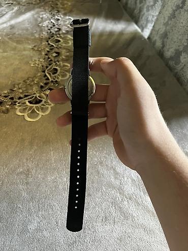 samsung watch 1: Qara kəmərli qol saatı - Klassik dairəvi korpus, gümüşü rəngli — 2