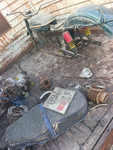 военные снаряжение: Урал без колес и акума и по мелочи с документами но есть ещё доп — 2
