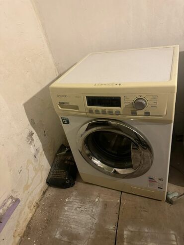 Paltaryuyan maşınlar: Paltaryuyan maşın Daewoo, 8 kq, İşlənmiş, Avtomat, Qurutmasız, Kredit yoxdur
