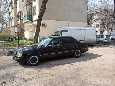 Mercedes-Benz: Mercedes-Benz E-Class: 1993 г., 2 л — 3