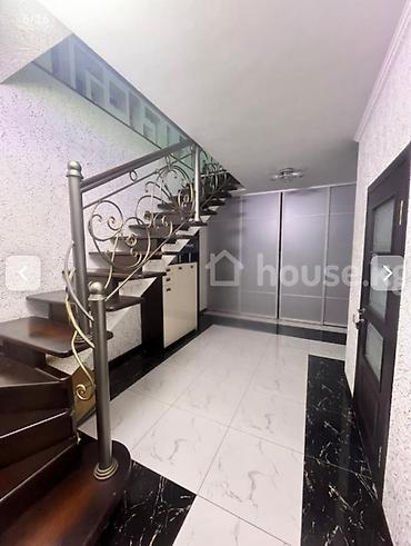 Долгосрочная аренда домов: 400 м², 7 комнат — 6