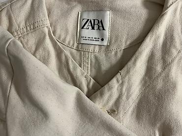 off white prsluk: Pencək, Zara, Cins, M — 1