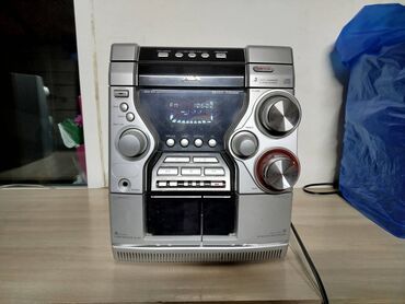 куплю муз центр: Продаю недорого AIWA муз центр без колонок как усилитель есть AUX
