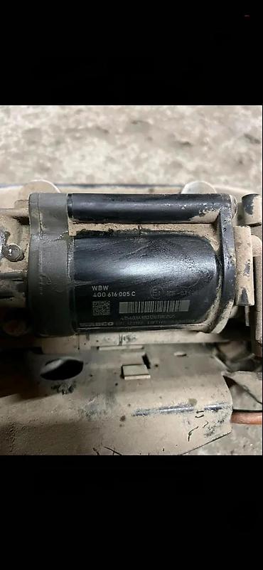 polovne merdevine: KOMPRESOR VAZDUSNOG OGIBLJENJA AUDI A6 A7 4G06160005C | audi vagen — 2