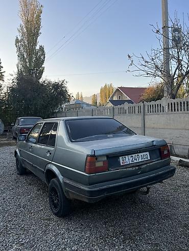 гетз 2: Volkswagen Jetta: 1990 г., Механика, Бензин, Седан — 4