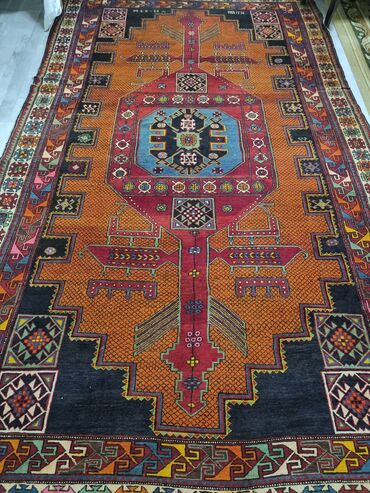 купить футбольную форму в баку: Старинный ковёр, 1968 год, Азербайджан