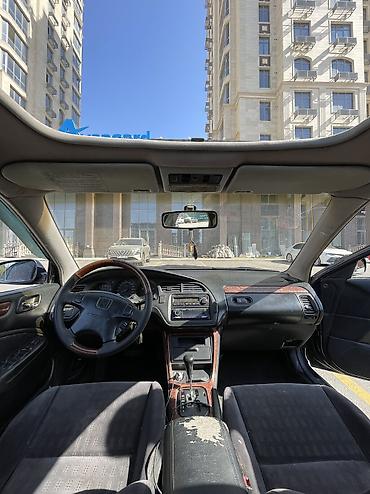 обмен на квартиры: Honda Accord: 2002 г., 1.8 л, Автомат, Бензин — 5