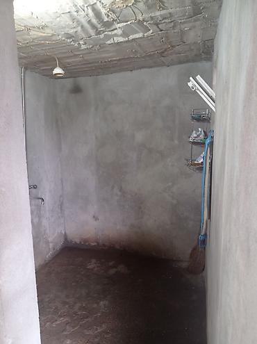kursulu evler: 2 otaqlı, 4000 kv. m, Orta təmir — 8