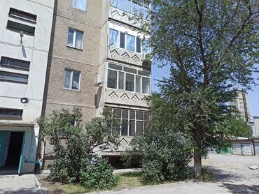 продается старый дом кара балте: 1 бөлмө, 38 кв. м, 105-серия, 3 кабат, Косметикалык ремонт
